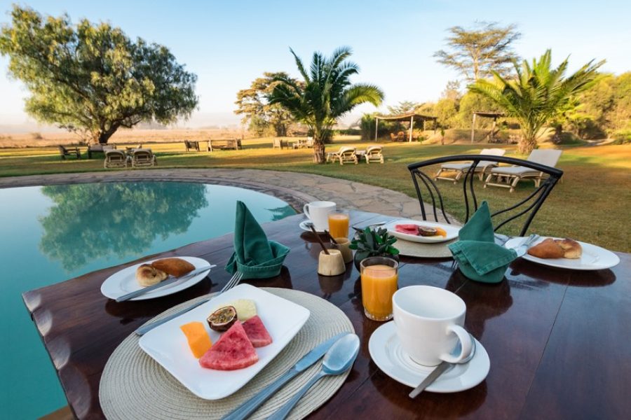 05 DAYS GLIMPSE OF KENYA BUDGET SAFARI.
